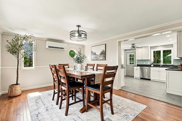 97 Lee St, West Boylston, MA 01583