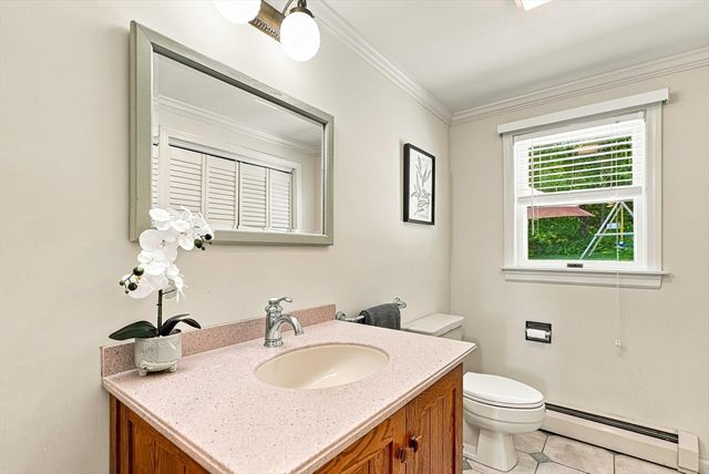 97 Lee St, West Boylston, MA 01583