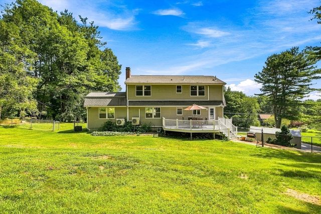 97 Lee St, West Boylston, MA 01583