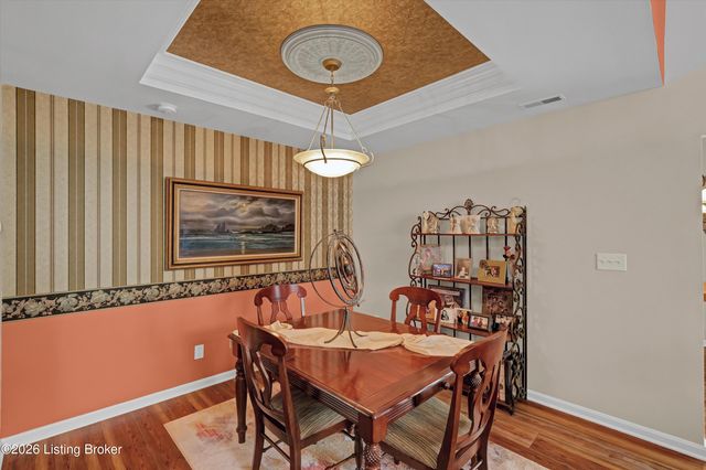 6411 Rivers End Dr, Louisville, KY 40258