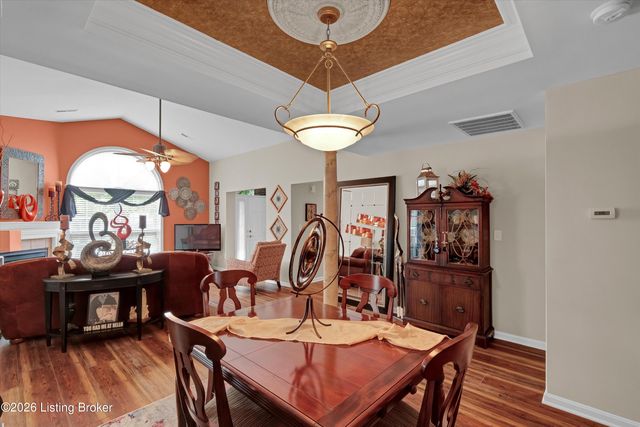 6411 Rivers End Dr, Louisville, KY 40258
