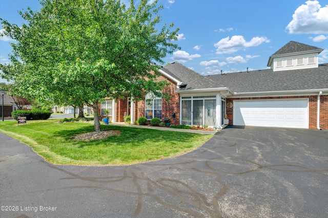6411 Rivers End Dr, Louisville, KY 40258