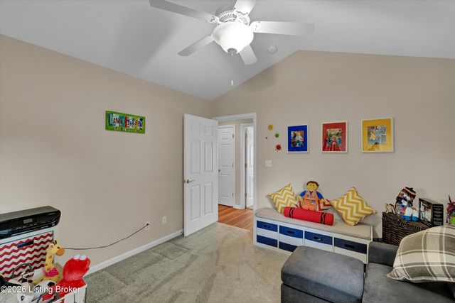 6411 Rivers End Dr, Louisville, KY 40258