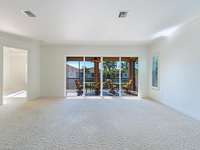 5030 BLAUVELT WAY # 202, Naples, FL 34105