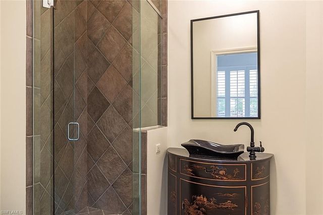 5030 BLAUVELT WAY # 202, Naples, FL 34105