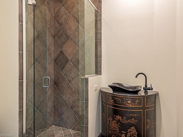 5030 BLAUVELT WAY # 202, Naples, FL 34105