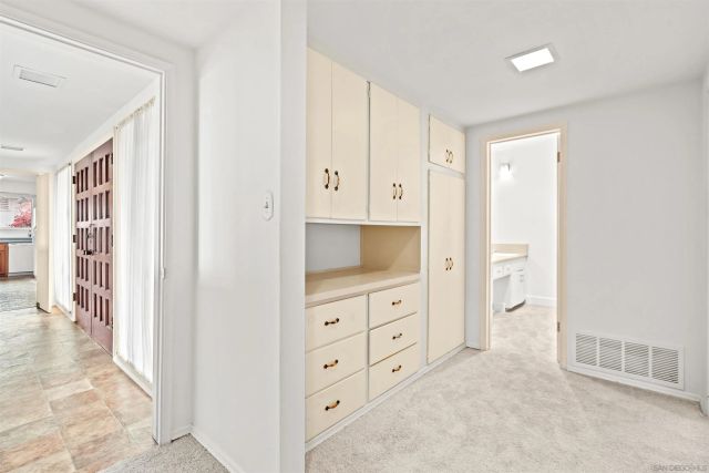 5877 Soledad Mountain Road, La Jolla, CA 92037