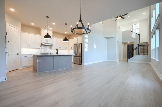 2241 Heather Hills Drive, Fort Worth, TX 76008