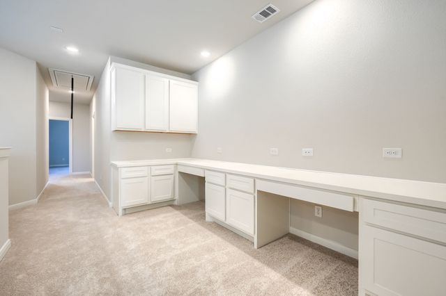 2241 Heather Hills Drive, Fort Worth, TX 76008