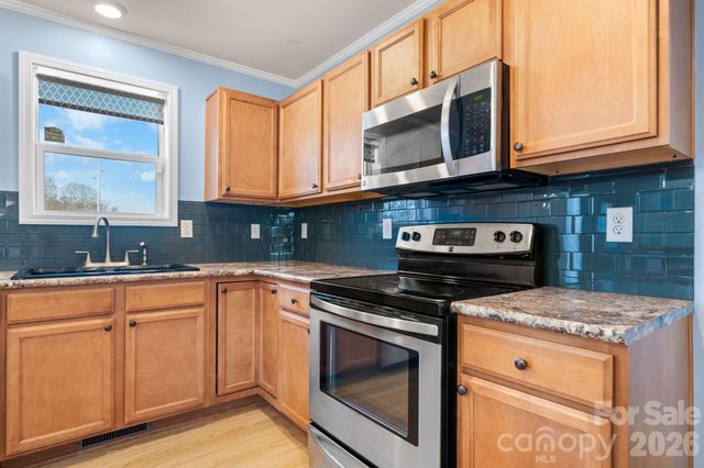 999 Stones Throw Drive, Concord, NC 28025