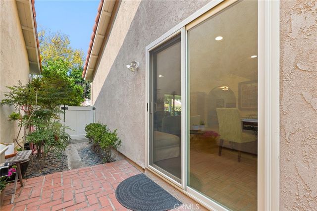 27858 Via Sarasate, Mission Viejo, CA 92692