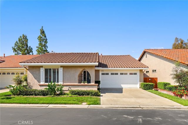 27858 Via Sarasate, Mission Viejo, CA 92692