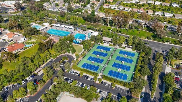 27858 Via Sarasate, Mission Viejo, CA 92692