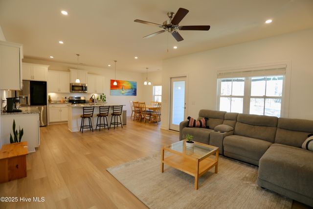 100 Falkirk Court, Carthage, NC 28327