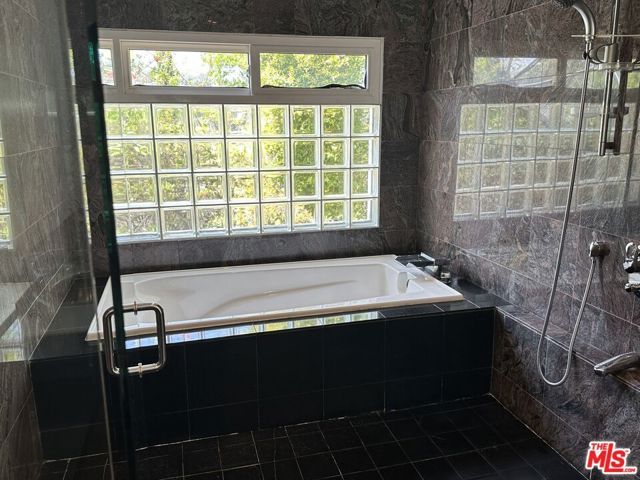 3800 Sunswept Drive, Studio City (los Angeles), CA 91604