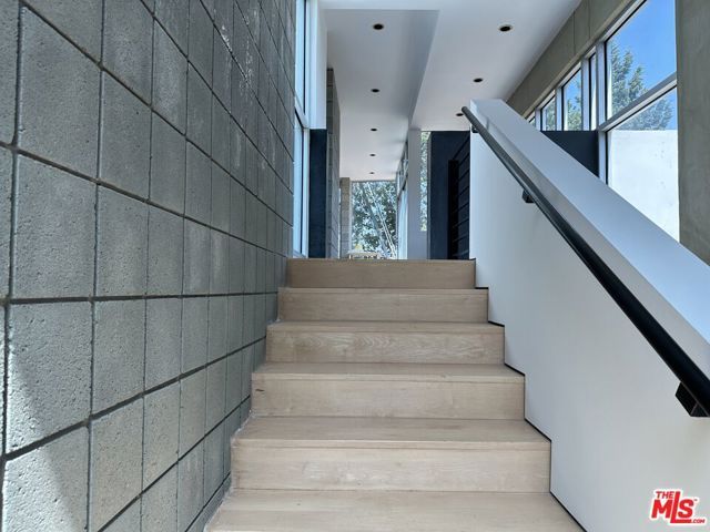 3800 Sunswept Drive, Studio City (los Angeles), CA 91604