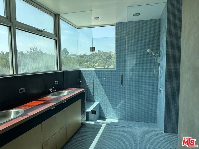3800 Sunswept Drive, Studio City (los Angeles), CA 91604