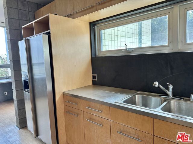 3800 Sunswept Drive, Studio City (los Angeles), CA 91604