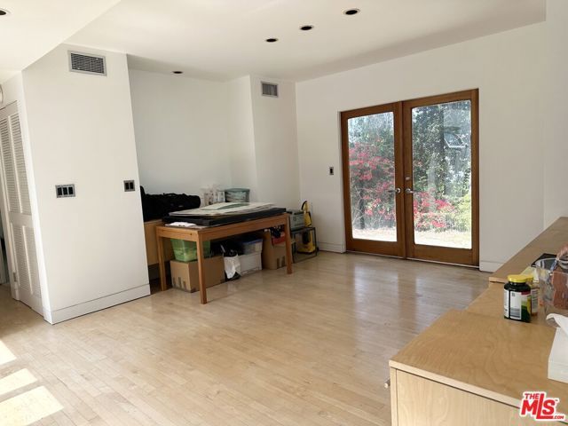3800 Sunswept Drive, Studio City (los Angeles), CA 91604