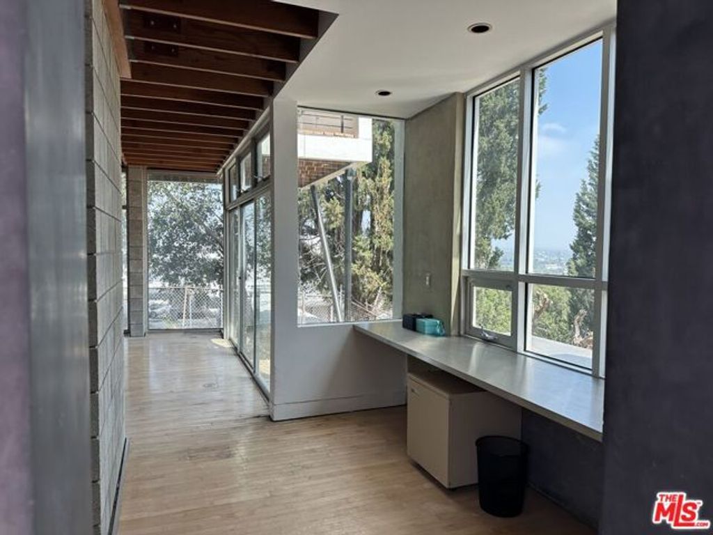 3800 Sunswept Drive, Studio City (los Angeles), CA 91604