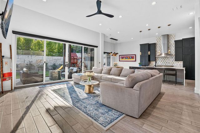 706 Crestone Stream DR, Austin, TX 78738