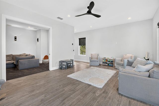 706 Crestone Stream DR, Austin, TX 78738