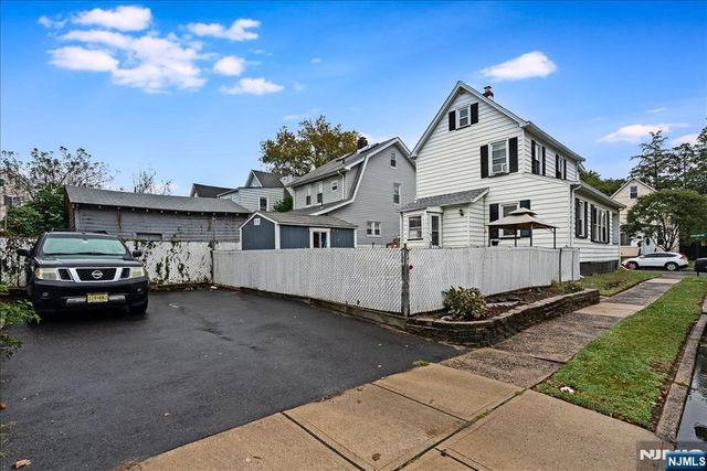 25 Woodland Avenue, Nutley, NJ 07110