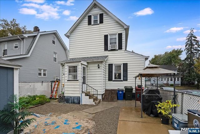 25 Woodland Avenue, Nutley, NJ 07110