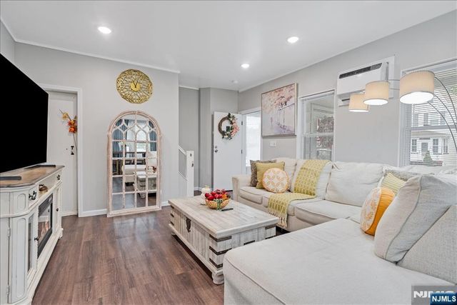 25 Woodland Avenue, Nutley, NJ 07110