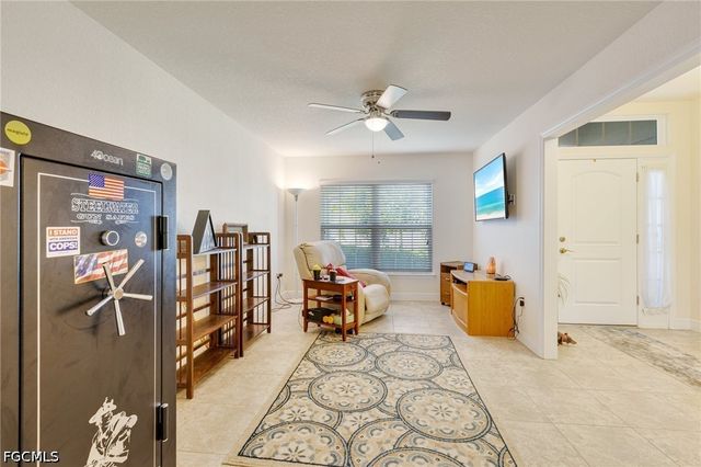 614 SW 31st TER, Cape Coral, FL 33914
