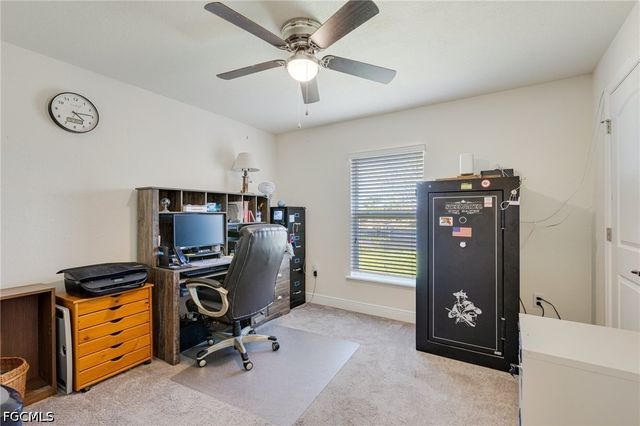 614 SW 31st TER, Cape Coral, FL 33914