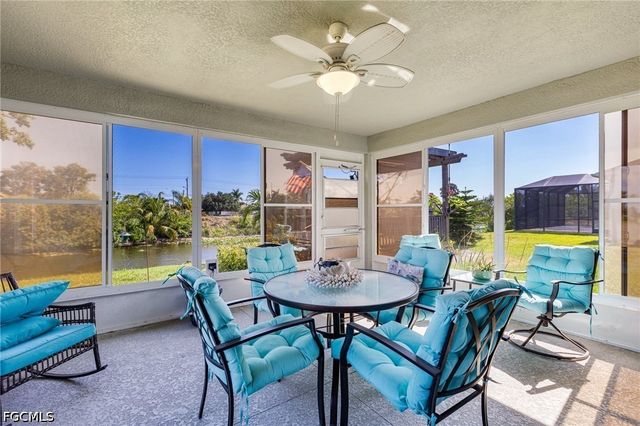 614 SW 31st TER, Cape Coral, FL 33914