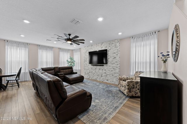 3213 CROCUS Lane, Green Cove Springs, FL 32043
