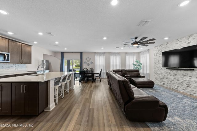 3213 CROCUS Lane, Green Cove Springs, FL 32043
