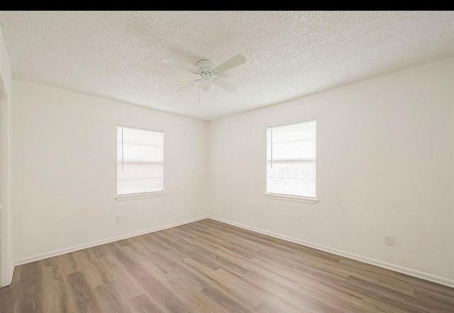 8430 Roundrock Drive 1, Houston, TX 77049
