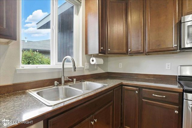 13190 Kuphaldt Circle, Eagle River, AK 99577