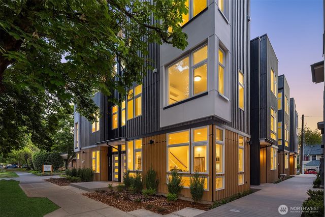 1733 17th Avenue, Seattle, WA 98122