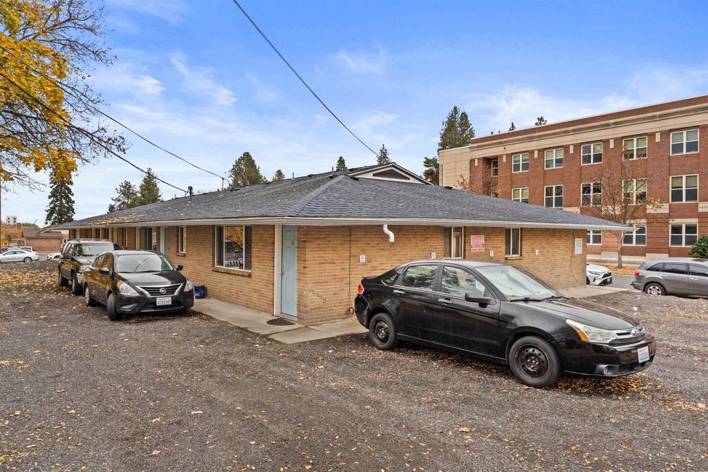 607 C St, Cheney, WA 99004 photo 4
