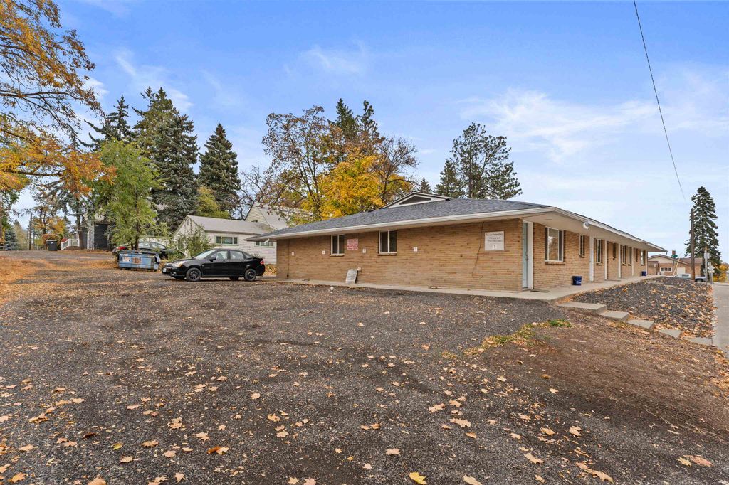 607 C St, Cheney, WA 99004 photo 5