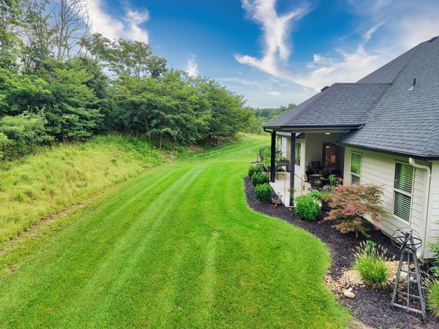 5313 HARBOR TOWN DR, Columbia, MO 65201