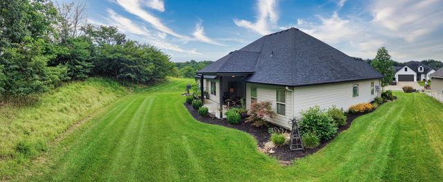 5313 HARBOR TOWN DR, Columbia, MO 65201
