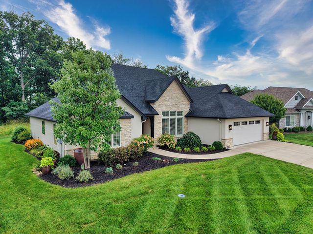 5313 HARBOR TOWN DR, Columbia, MO 65201