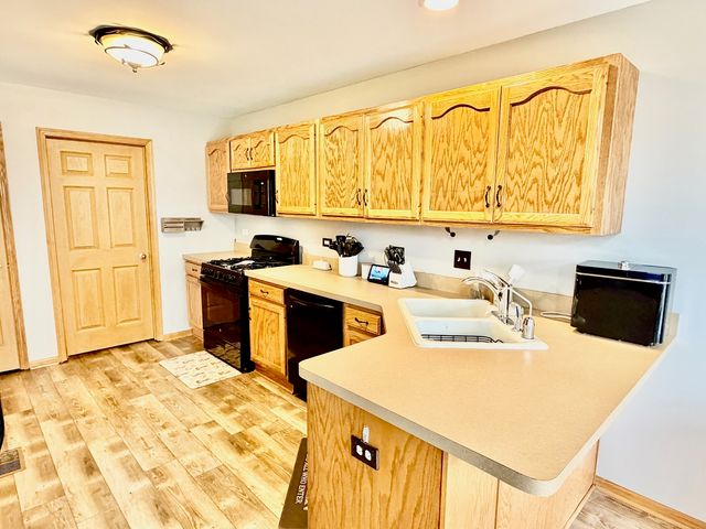 8300 Auburn Lane, Frankfort, IL 60423