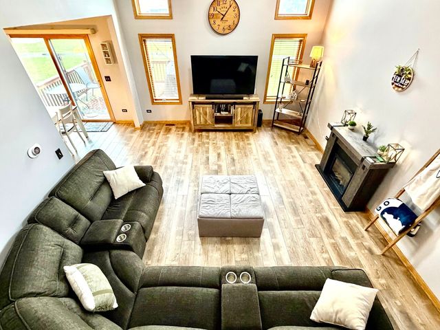 8300 Auburn Lane, Frankfort, IL 60423