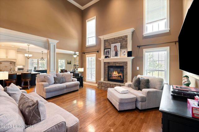 3853 Real Quiet Ln, Lexington, KY 40509