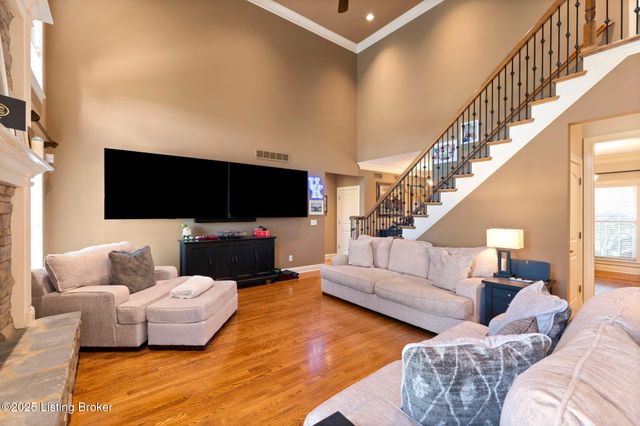 3853 Real Quiet Ln, Lexington, KY 40509