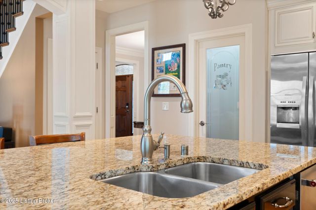 3853 Real Quiet Ln, Lexington, KY 40509