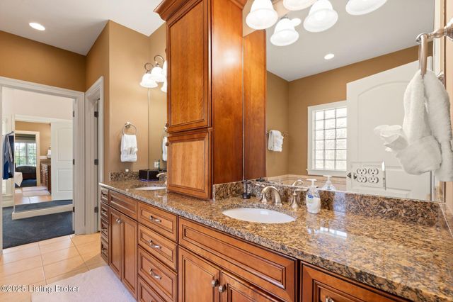 3853 Real Quiet Ln, Lexington, KY 40509