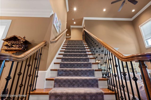 3853 Real Quiet Ln, Lexington, KY 40509