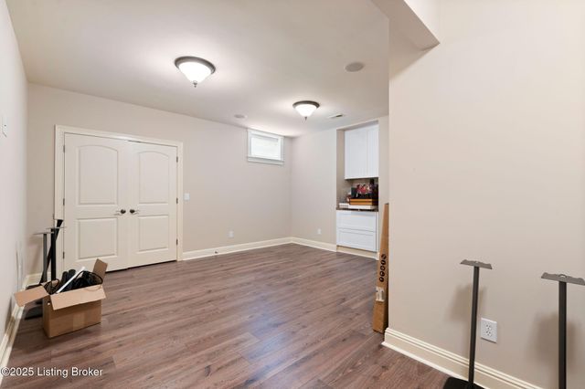 3853 Real Quiet Ln, Lexington, KY 40509